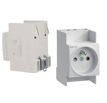 Gniazdo modułowe 2P+Z 10A 250V na szynę SN216